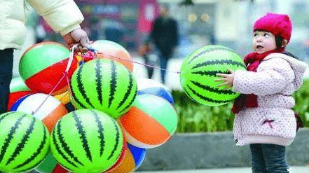 8月娱乐吃瓜,瓜田李下,明星秘闻大揭秘